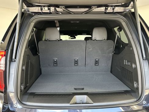 New 2026 GMC Yukon XL Elevation image 32