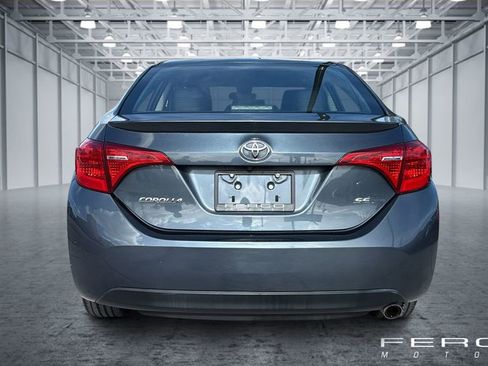 Used 2017 Toyota Corolla SE FWD image 4