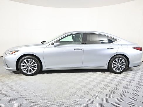 Used 2023 Lexus ES 350 w/ Premium Package FWD image 2