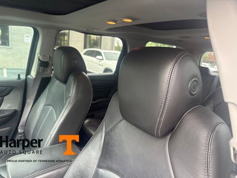 Used 2015 GMC Acadia SLT w/ Premium Edition FWD image 11