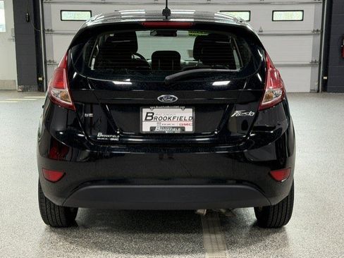 Used 2016 Ford Fiesta SE w/ Cold Weather Package FWD image 4