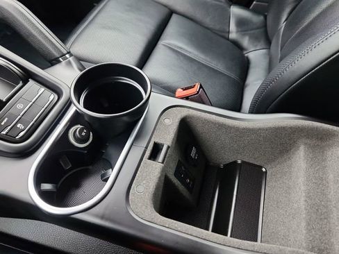 Used 2018 Porsche Cayenne Platinum Edition image 47