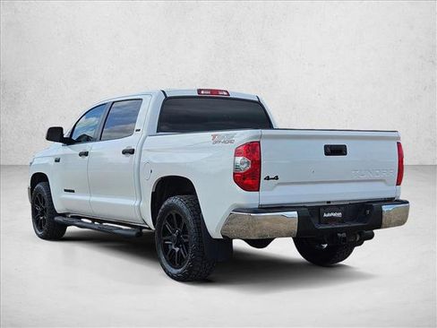 Used 2018 Toyota Tundra SR5 w/ SR5 Upgrade Package AWD/4WD image 8