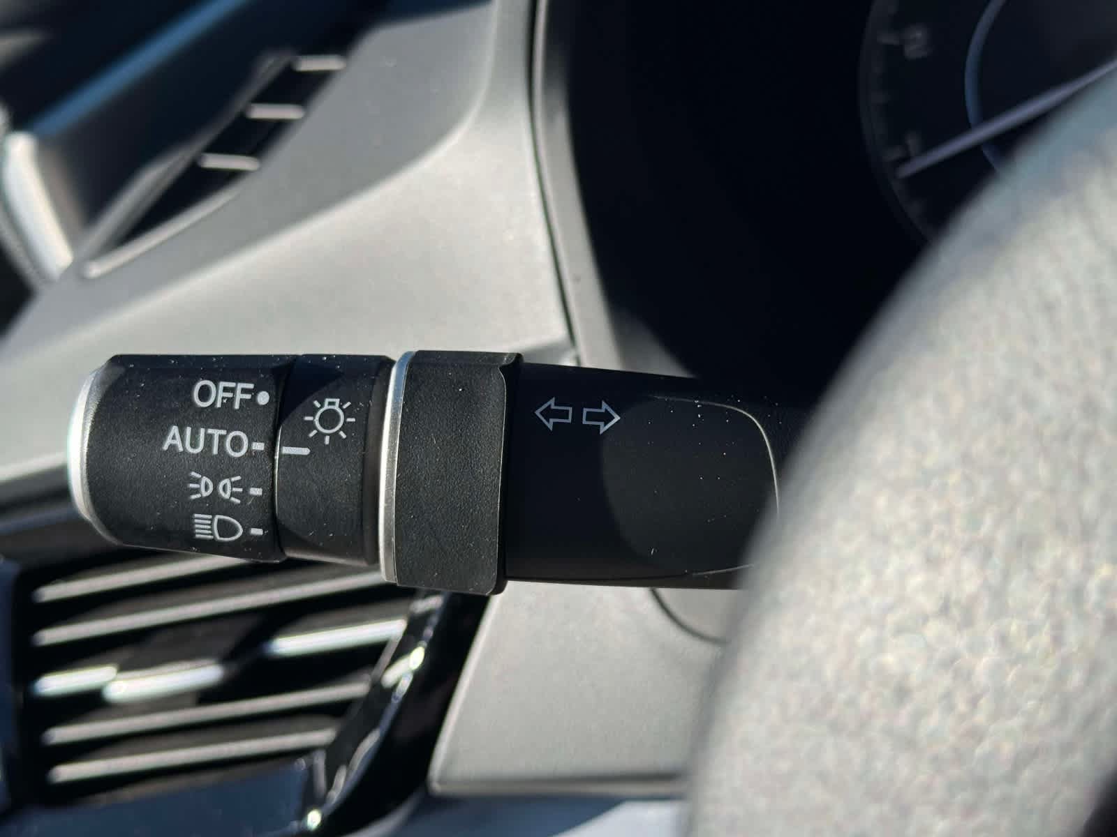 Used 2024 Acura RDX w/ Technology Package AWD/4WD image 21