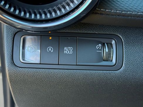 New 2026 Chevrolet Equinox LT w/ Convenience Package II FWD image 19