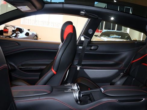 Certified 2018 Ferrari GTC4Lusso V12 image 83