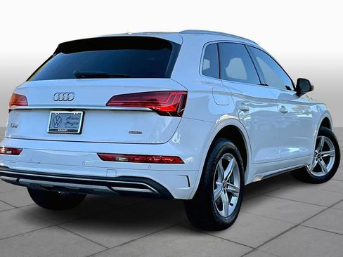 Used 2021 Audi Q5 Premium w/ Convenience Package image 13