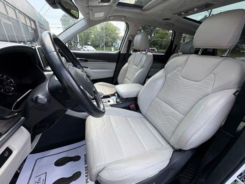 Used 2020 Kia Telluride SX w/ SX Prestige Package image 12