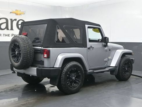 Used 2013 Jeep Wrangler Sahara w/ Dual Top Group AWD/4WD image 45