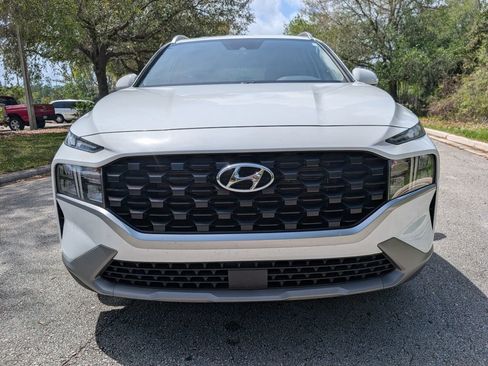 Used 2023 Hyundai Santa Fe SEL image 2