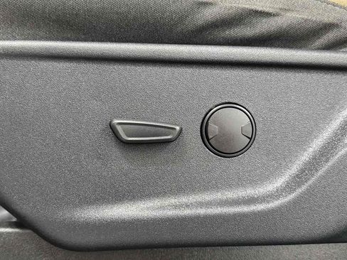 Used 2022 Ford F150 XLT image 29