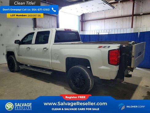 Used 2015 Chevrolet Silverado 3500 LT w/ LT Convenience Package AWD/4WD image 3