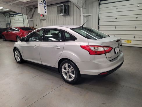 Used 2014 Ford Focus SE image 4