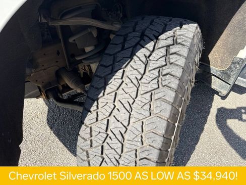 Used 2022 Chevrolet Silverado 1500 LT Trail Boss w/ Safety Package AWD/4WD image 28