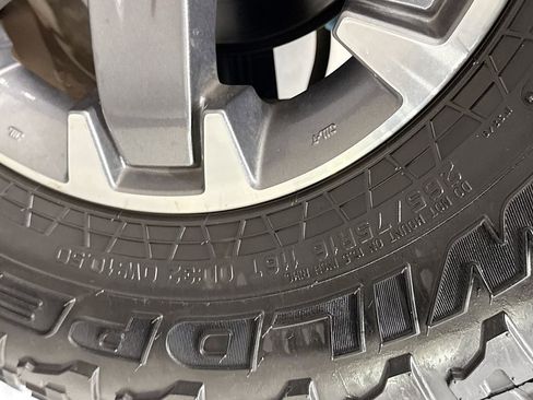 Used 2015 Nissan Xterra PRO-4X w/ Pro-4x Leather Package image 42