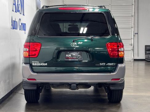 Used 2002 Toyota Sequoia SR5 AWD/4WD image 5