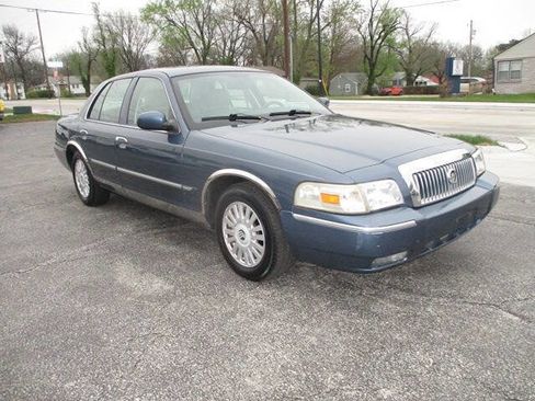 Used 2007 Mercury Grand Marquis LS image 9