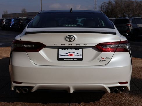 Used 2022 Toyota Camry XSE image 5