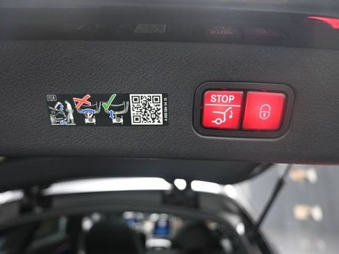 Used 2025 Mercedes-Benz GLC 300 w/ AMG Line image 27