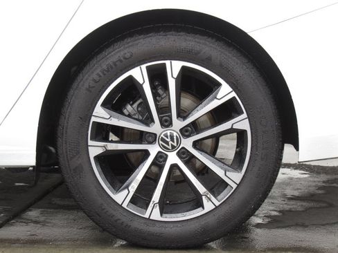 Used 2024 Volkswagen Jetta Sport FWD image 32