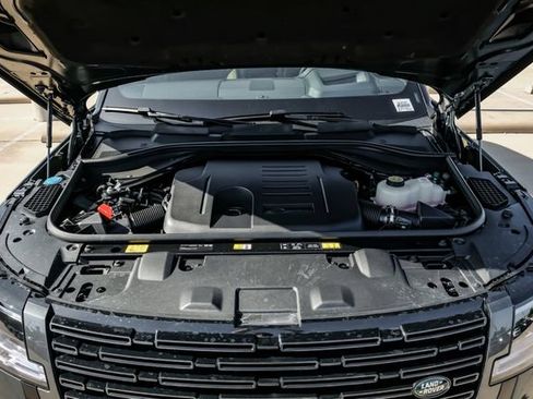 New 2026 Land Rover Range Rover Long Wheelbase SE AWD/4WD image 61