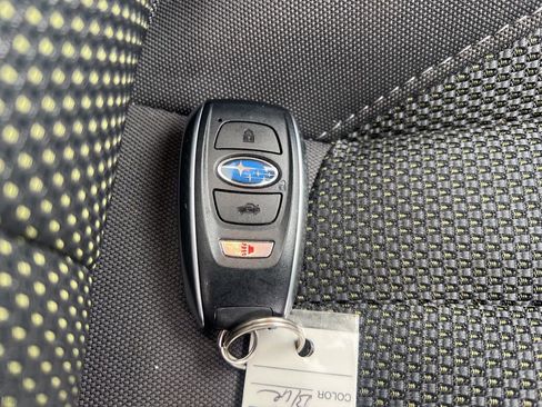 Used 2024 Subaru Crosstrek 2.0i Premium image 25