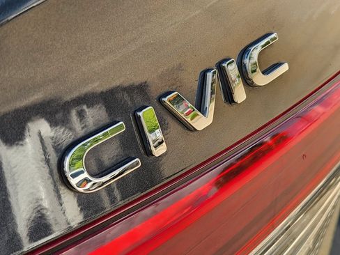 Used 2023 Honda Civic Sport image 12