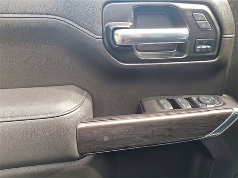 Used 2021 Chevrolet Silverado 1500 LTZ w/ LTZ Premium Package image 15