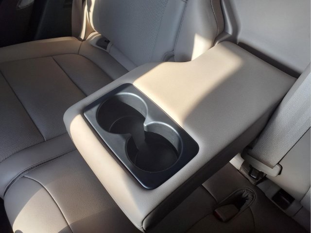Used 2022 Lincoln Corsair AWD w/ Equipment Group 101A image 14