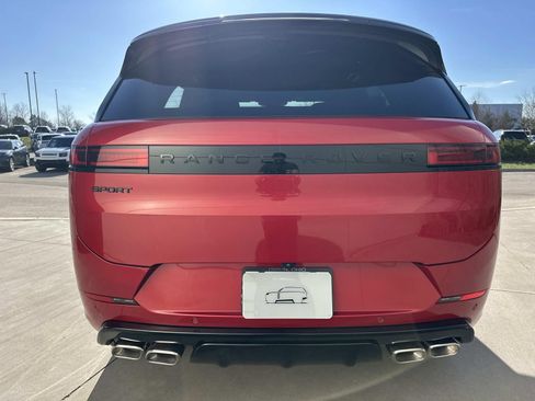 New 2026 Land Rover Range Rover Sport Dynamic SE AWD/4WD image 6