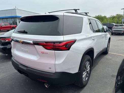Used 2023 Chevrolet Traverse LT w/ LPO, Floor Liner Package AWD/4WD image 2