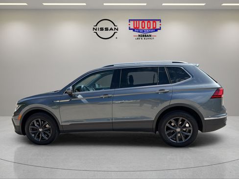 Used 2024 Volkswagen Tiguan SE AWD/4WD image 5