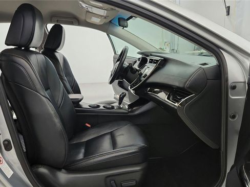 Used 2015 Toyota Avalon XLE image 17