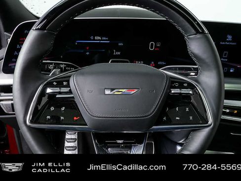 Certified 2026 Cadillac Lyriq V AWD/4WD image 9