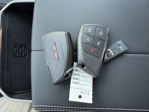 New 2026 GMC Terrain Elevation w/ Elevation Premium Package image 36