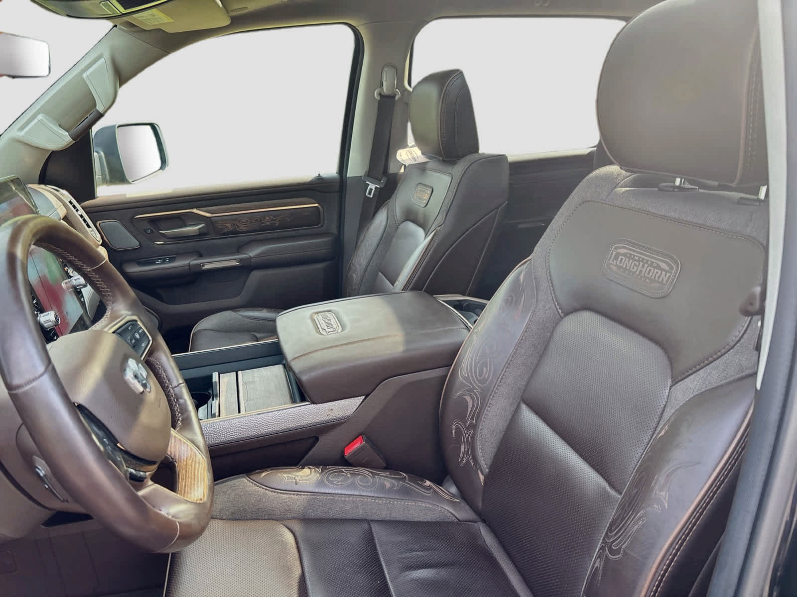 Used 2025 RAM 1500 Limited AWD/4WD image 22