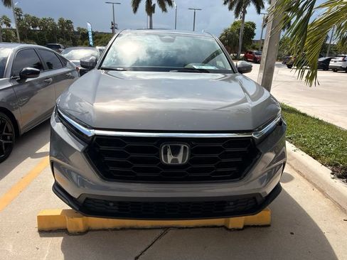 Used 2025 Honda CR-V EX-L image 3