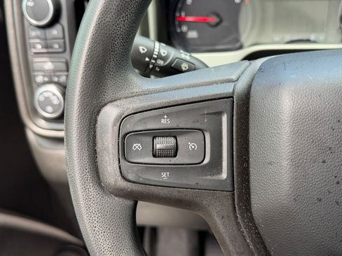 Used 2019 Chevrolet Silverado 1500 Custom Trail Boss w/ Custom Convenience Package AWD/4WD image 18