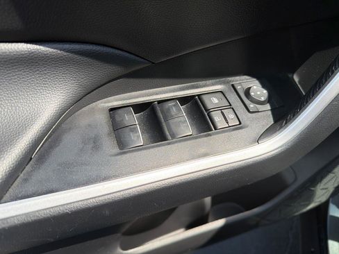 Used 2024 Toyota RAV4 XLE AWD/4WD image 18