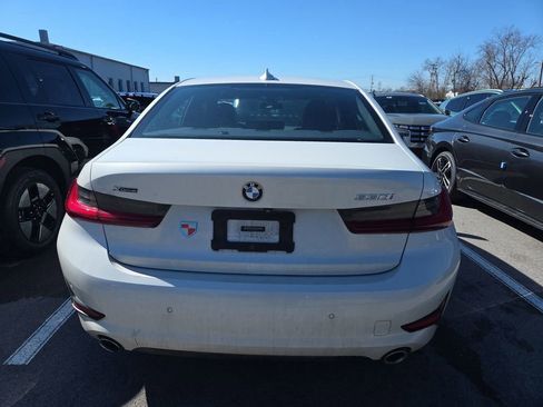 Used 2022 BMW 330i xDrive Sedan w/ Premium Package image 6
