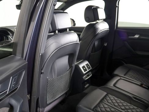Used 2018 Audi SQ5 Prestige w/ Prestige Package AWD/4WD image 28