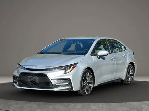 Used 2020 Toyota Corolla SE image 9