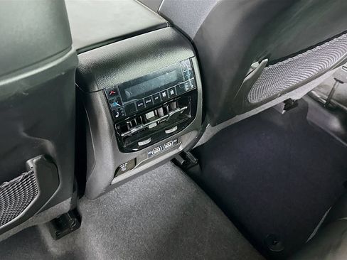 Used 2022 Jeep Grand Cherokee Summit w/ Luxury Tech Group V AWD/4WD image 34