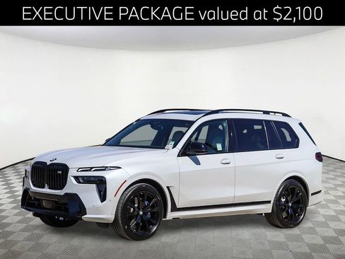 Certified 2025 BMW X7 M60i AWD/4WD image 4