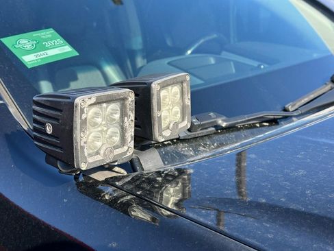 Used 2017 Chevrolet Colorado Z71 w/ Z71 Midnight Edition image 5