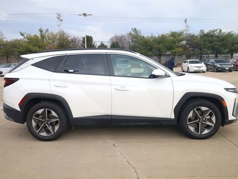 Certified 2025 Hyundai Tucson SEL image 3