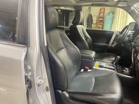 Used 2023 Toyota 4Runner Limited AWD/4WD image 25