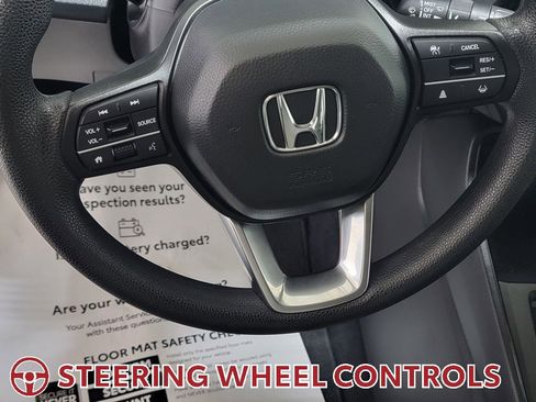 Used 2023 Honda CR-V EX image 16