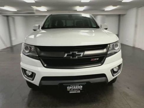 Certified 2019 Chevrolet Colorado Z71 image 3