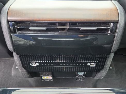 Used 2024 Jeep Grand Wagoneer L 4WD image 16